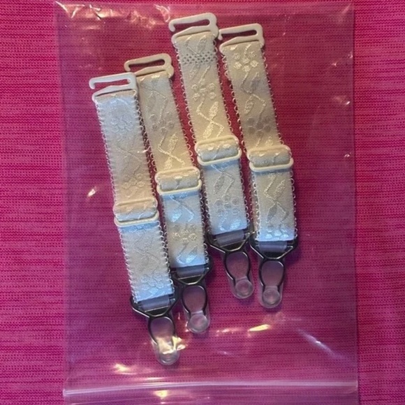 4 replacement garters belt straps. Adjustable length from 4.5” to 6” 15mm wide - Picture 2 of 4